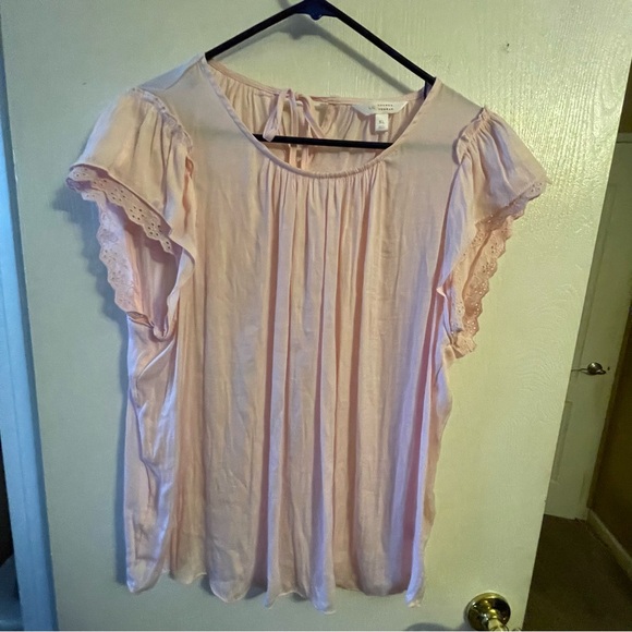 Lauren Conrad super soft top - Picture 1 of 4